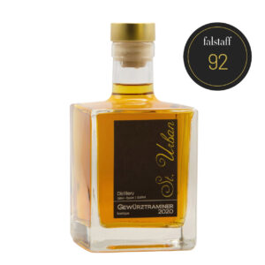 A bottle of St. Urban Gewürztraminer 2020, with Falstaff rating of 92, against a white background.